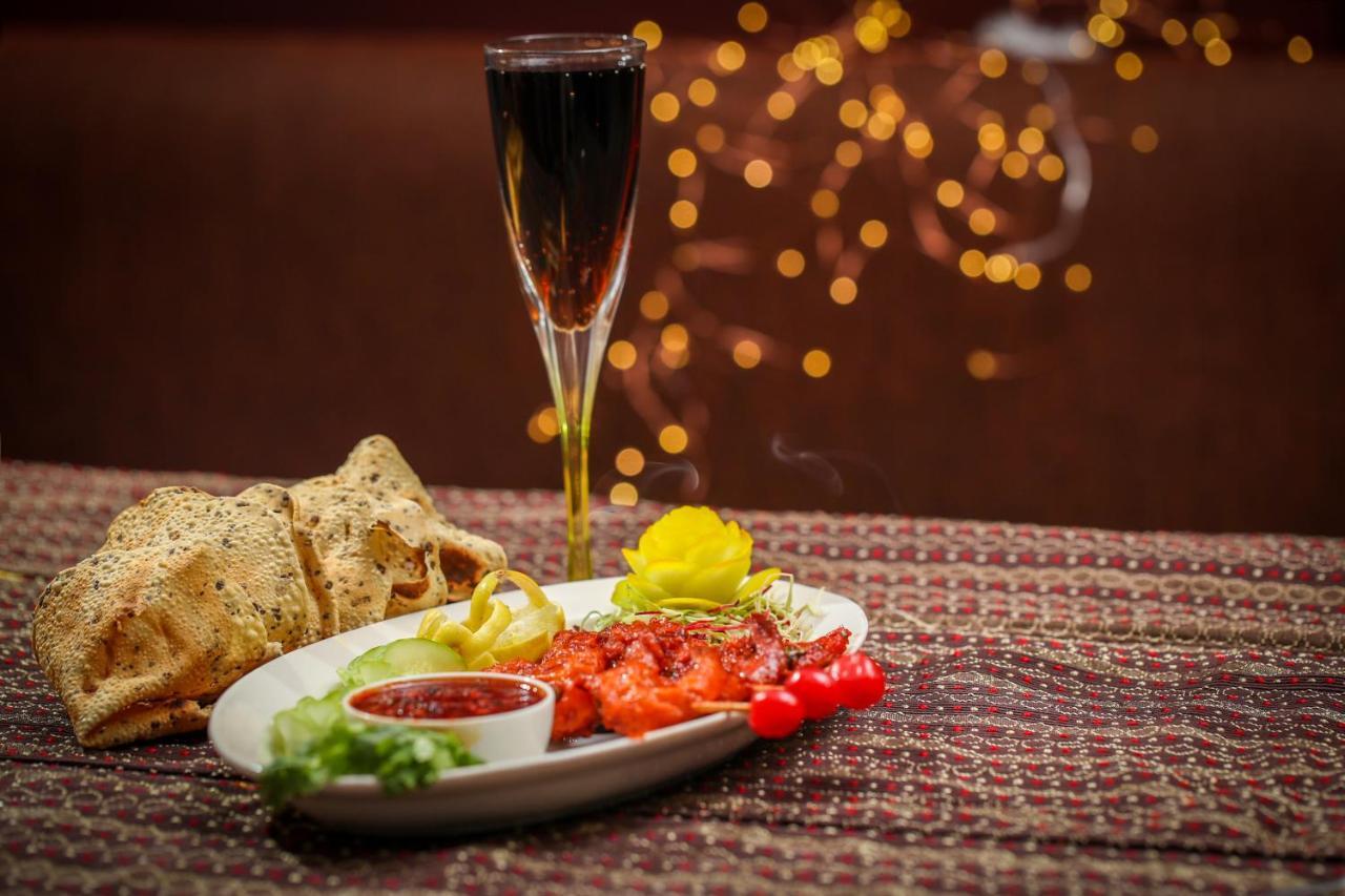 The Mahal Inn Jamshedpur Ngoại thất bức ảnh
