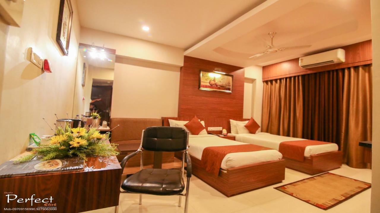 The Mahal Inn Jamshedpur Ngoại thất bức ảnh