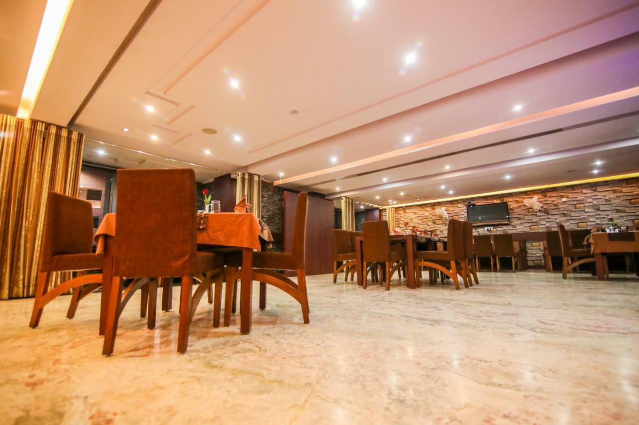 The Mahal Inn Jamshedpur Ngoại thất bức ảnh